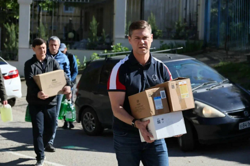 Сергей Алтухов: в пункте на базе школы №6 Туапсе созданы нормальные условия, люди обеспечены горячим питанием