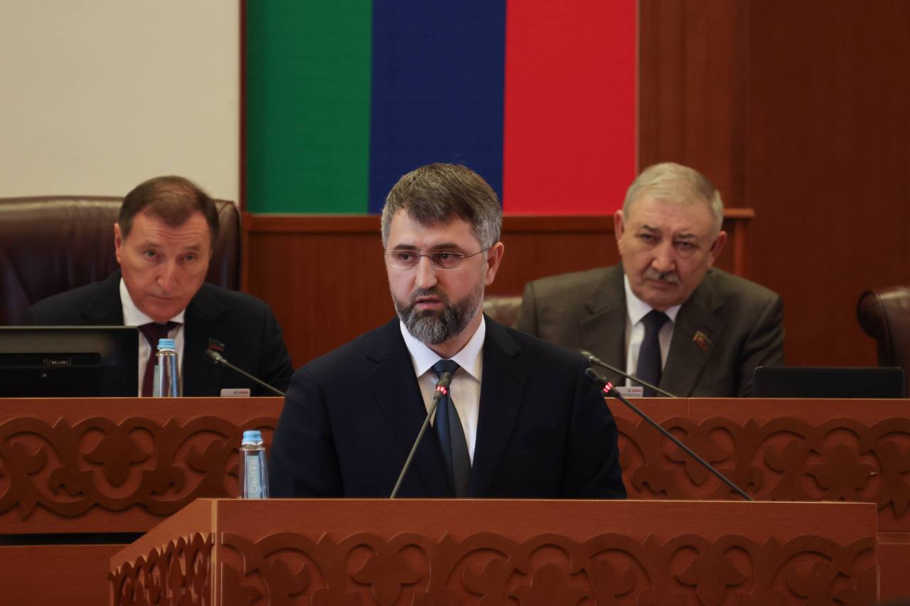Магомед Рамазанов утвержден в должности Председателя Правительства Дагестана