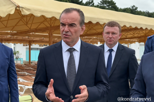 Губернатор Вениамин Кондратьев поручил перевести оперативные службы региона в режим повышенной готовности