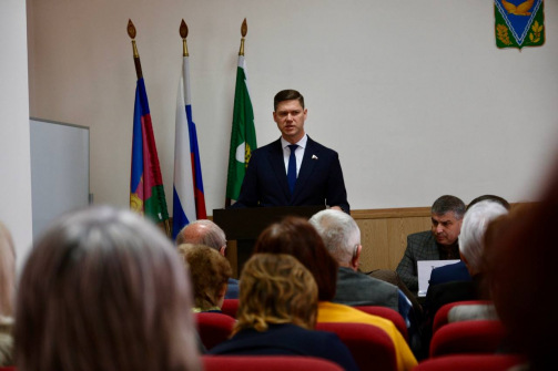Сергей Алтухов обсудил с активом Апшеронского района проблемы водоснабжения и дорог