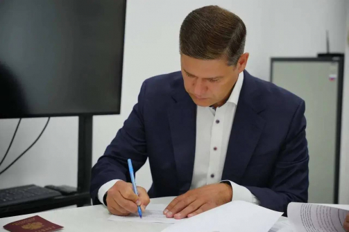 Сергей Алтухов подал документы для участия в выборах в Госдуму