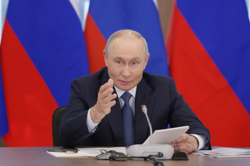Владимир Путин поздравил российских гимнасток с победой на чемпионате мира