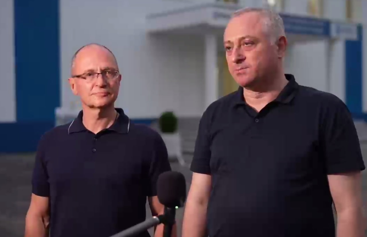 Сергей Кириенко и Бадра Гунба подвели итоги визита: решения по гражданству, грантам и школьному питанию