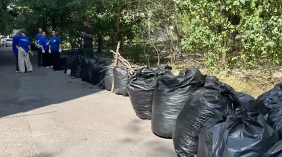 В Геленджике по инициативе депутата Алтухова привели в порядок двор