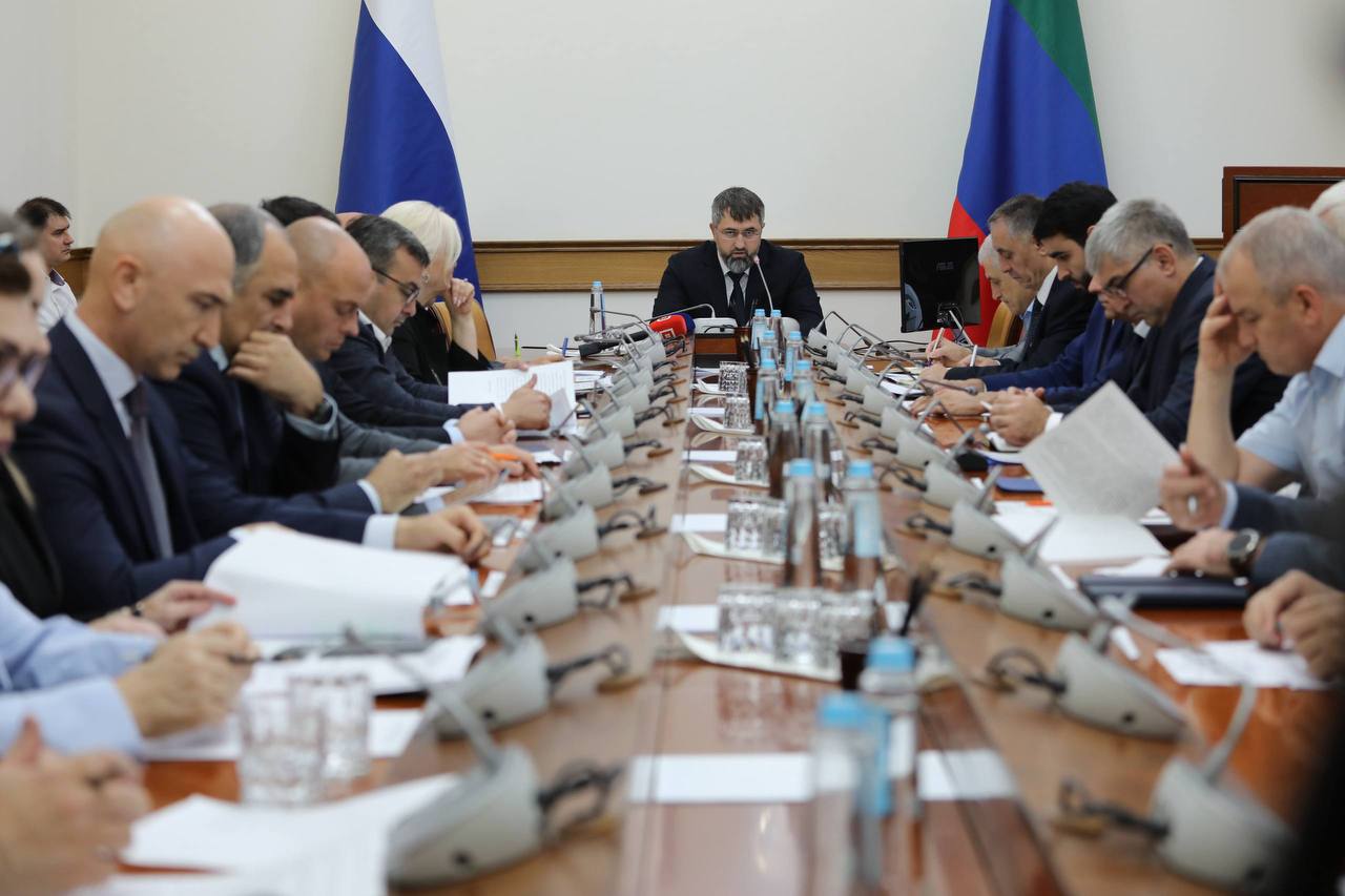 Рамазанов потребовал закрыть «слепые зоны» в контроле за питанием в школах Дагестана